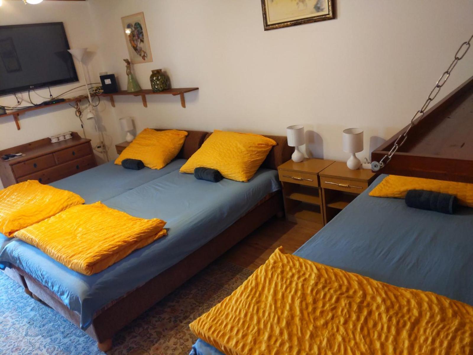 Mandula Apartman Szegedin Exterior foto